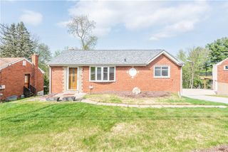 112 Neilson Drive, Jefferson Hills, PA 15025