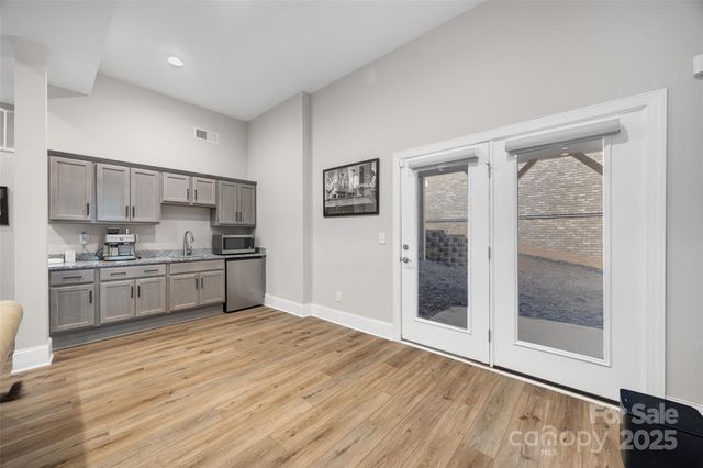 2031 Newstyle Way, Tega Cay, SC 29708