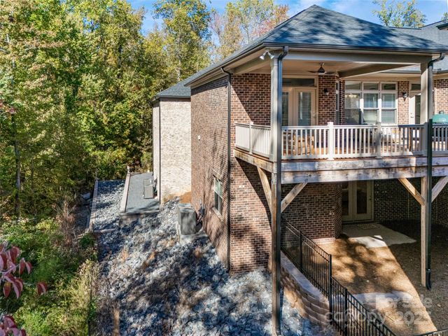 2031 Newstyle Way, Tega Cay, SC 29708