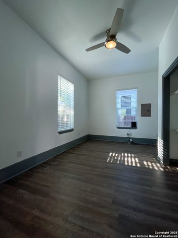 802 Montana St Apt 1, San Antonio, TX 78203