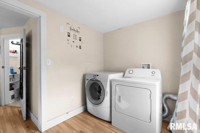 2427 32ND Street, Moline, IL 61265