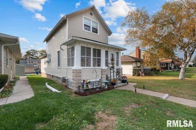 2427 32ND Street, Moline, IL 61265