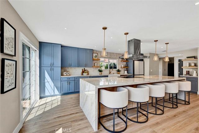 17522 Orange Tree Lane, Tustin, CA 92780