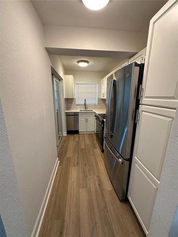 4700 COVE CIRCLE 107, St Petersburg, FL 33708