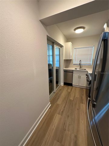 4700 COVE CIRCLE 107, St Petersburg, FL 33708