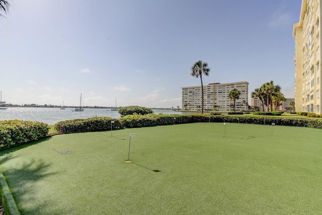 4700 COVE CIRCLE 107, St Petersburg, FL 33708