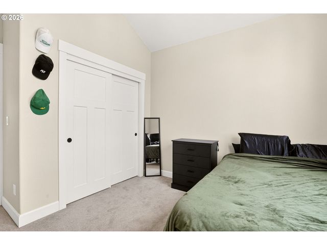 19708 ORCHARD GROVE Dr, Oregon City, OR 97045