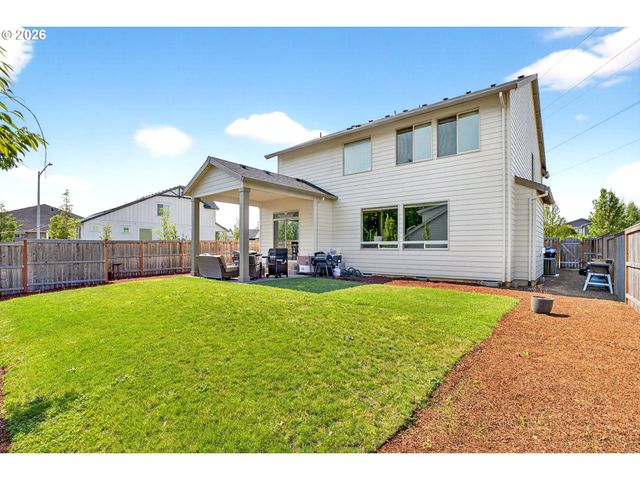 19708 ORCHARD GROVE Dr, Oregon City, OR 97045