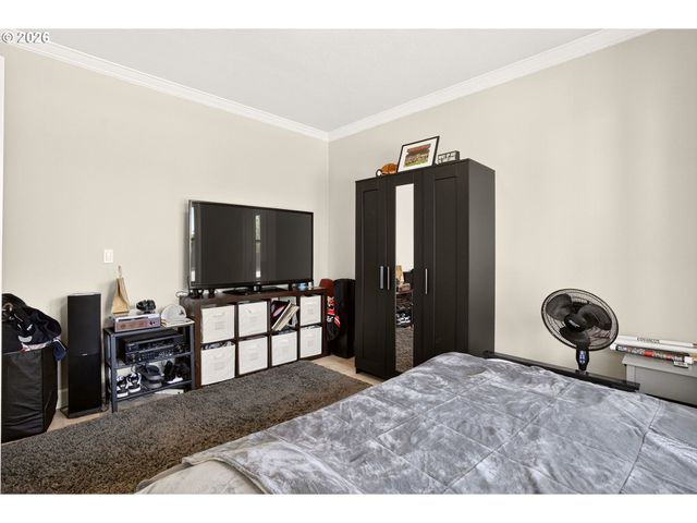 19708 ORCHARD GROVE Dr, Oregon City, OR 97045