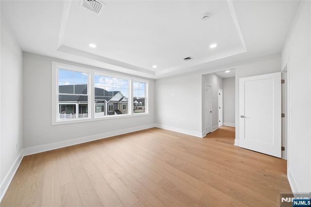 23 Muirfield Lane, River Vale, NJ 07675