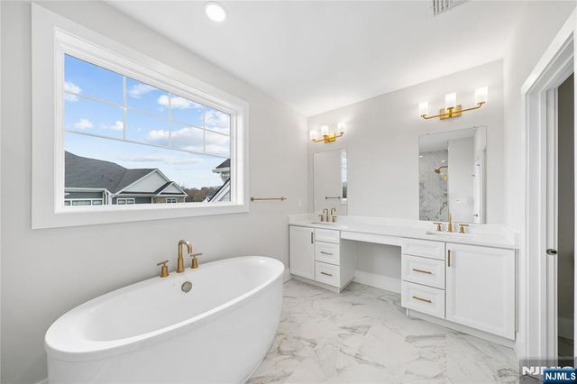 23 Muirfield Lane, River Vale, NJ 07675