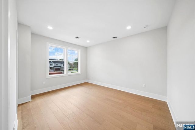23 Muirfield Lane, River Vale, NJ 07675