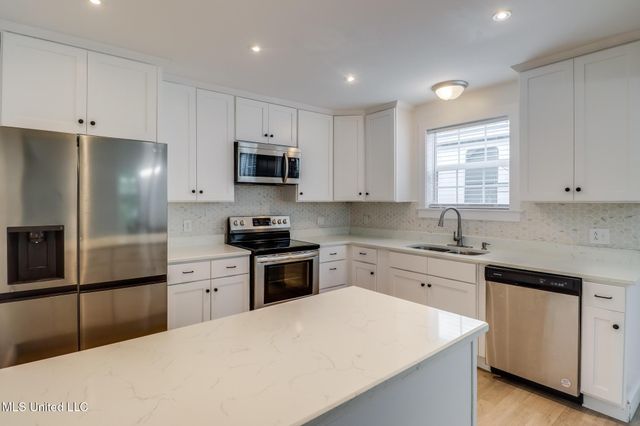 2022 21st Avenue, Gulfport, MS 39501