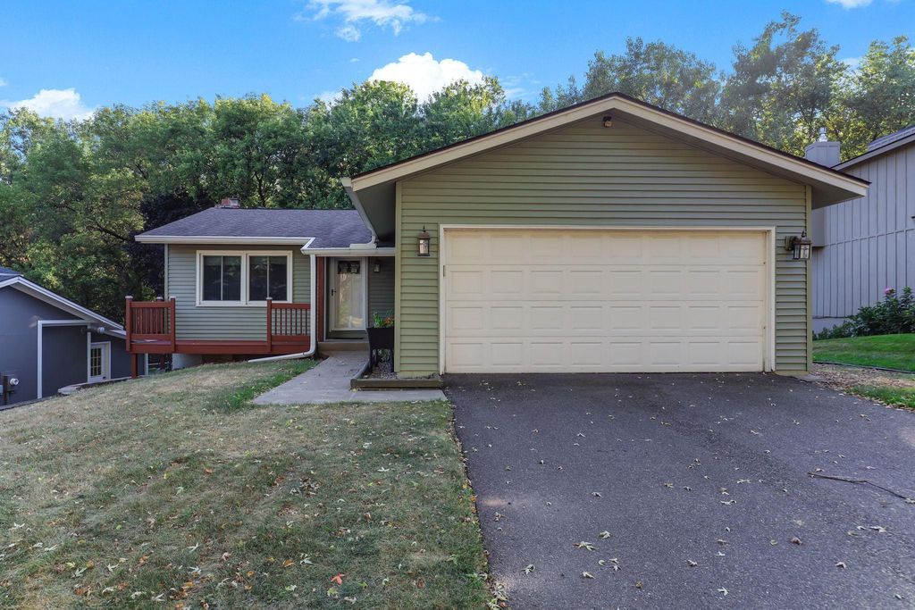 7064 Springhill Circle, Eden Prairie, MN 55346 — exterior