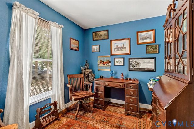 104 Five Oaks Ln, Ashland, VA 23005