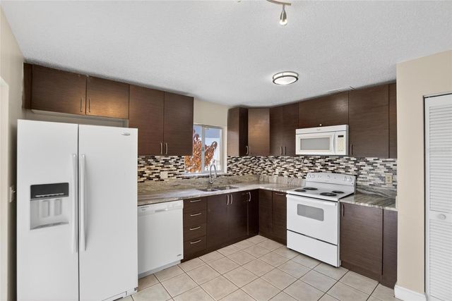 2043 SHADOW PINE DRIVE, Brandon, FL 33511