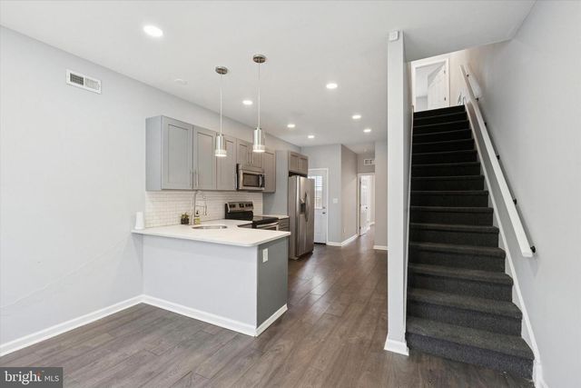 2202 N BOUVIER ST, Philadelphia, PA 19132