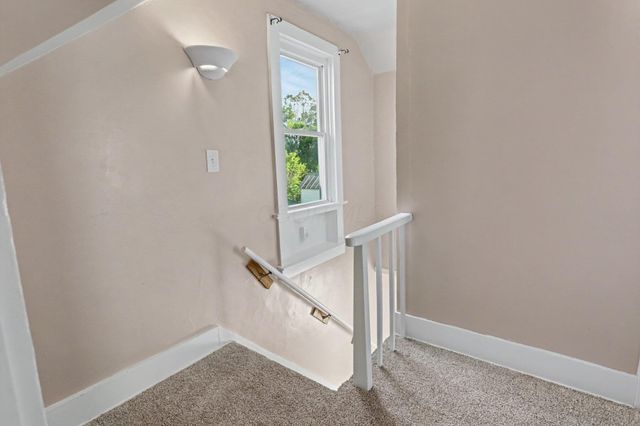 304 Lincoln Avenue, Pleasantville, OH 43148