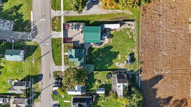 304 Lincoln Avenue, Pleasantville, OH 43148