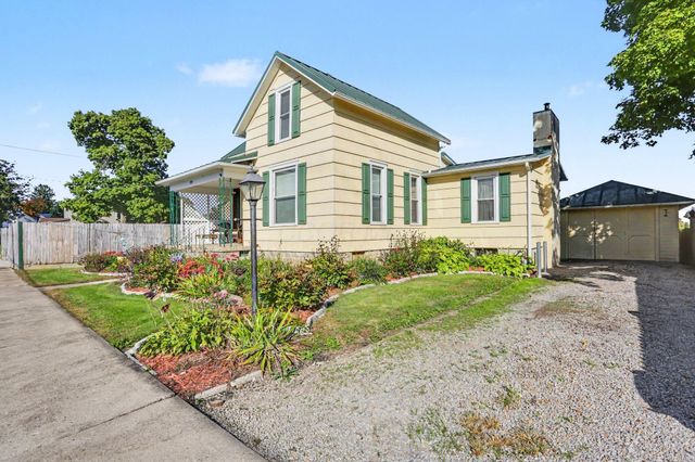 304 Lincoln Avenue, Pleasantville, OH 43148