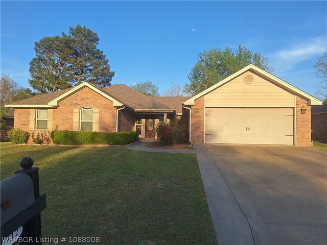 412 S 14th Street, Lavaca, AR 72941