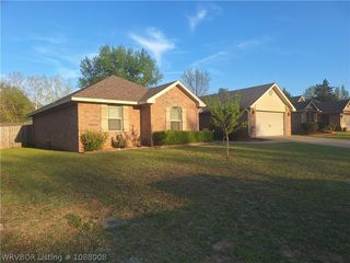 412 S 14th Street, Lavaca, AR 72941