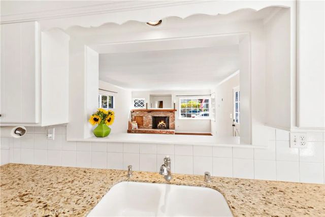515 CARNATION Avenue, Corona Del Mar, CA 92625