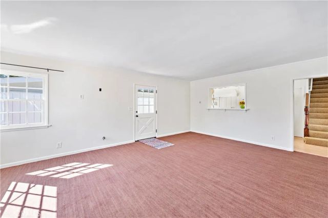 515 CARNATION Avenue, Corona Del Mar, CA 92625