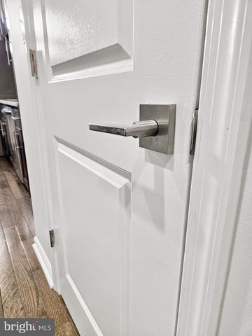 520 N PATTERSON PARK AVE N, Baltimore, MD 21205