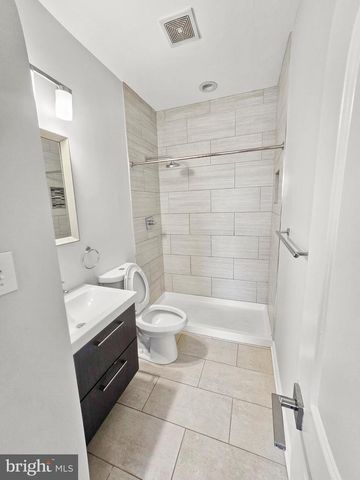 520 N PATTERSON PARK AVE N, Baltimore, MD 21205