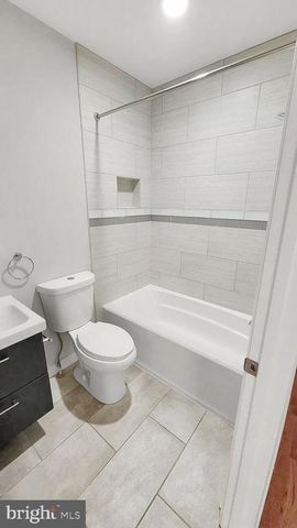 520 N PATTERSON PARK AVE N, Baltimore, MD 21205