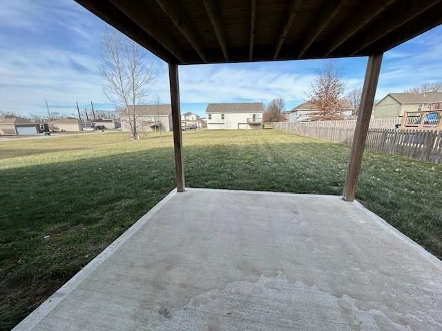 9712 E 221st Street, Peculiar, MO 64078