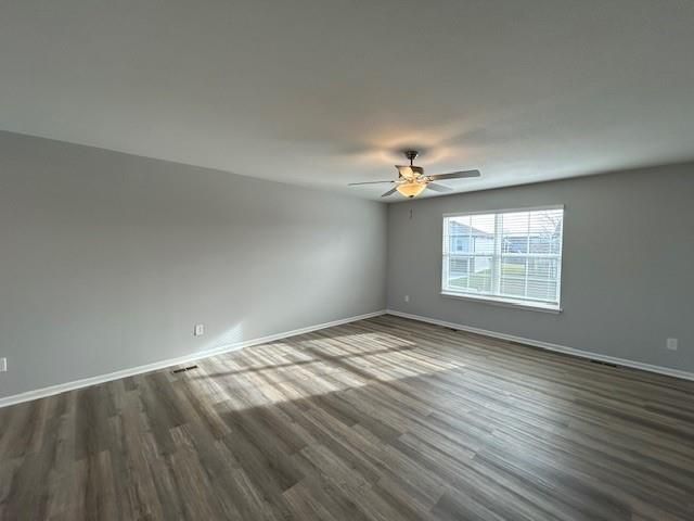 9712 E 221st Street, Peculiar, MO 64078