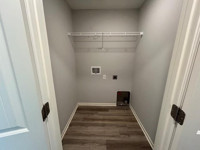 9712 E 221st Street, Peculiar, MO 64078