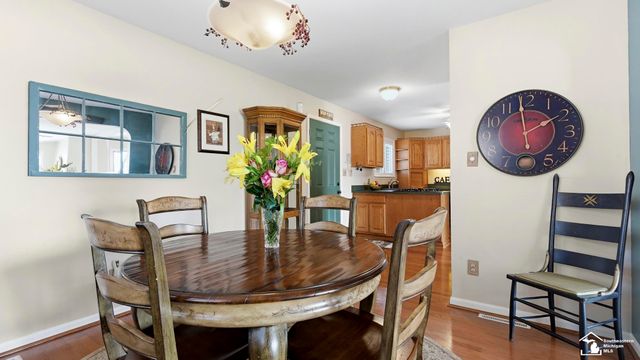 30990 Bayview Drive, Gibraltar, MI 48173