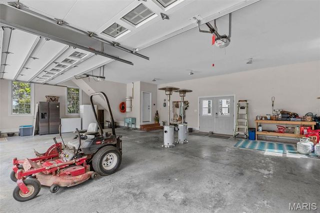 850 AJ Farm Lane, Washington, MO 63090