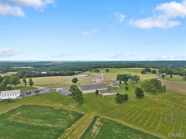 850 AJ Farm Lane, Washington, MO 63090