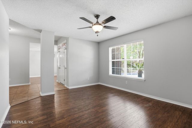 2527 MOON HARBOR Way, Middleburg, FL 32068