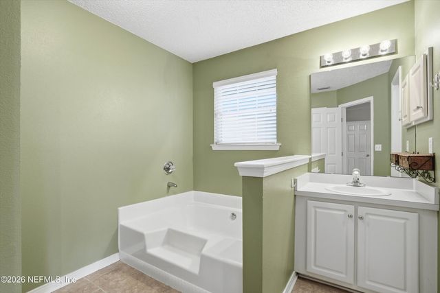 2527 MOON HARBOR Way, Middleburg, FL 32068