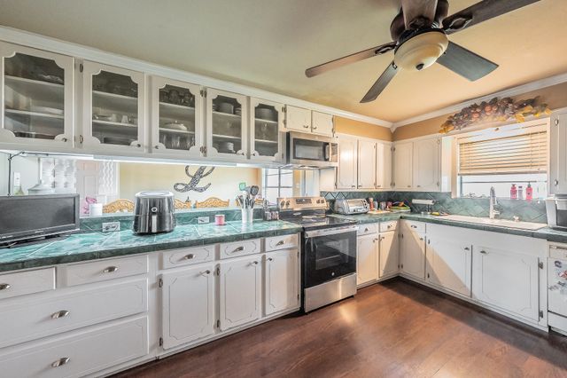 613 N Overlook Drive, Kerens, TX 75144