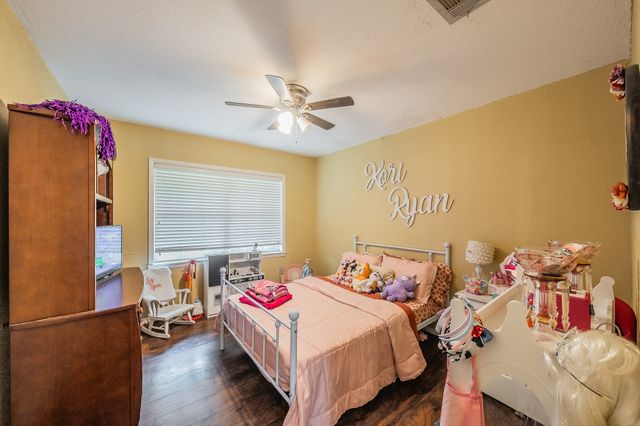 613 N Overlook Drive, Kerens, TX 75144