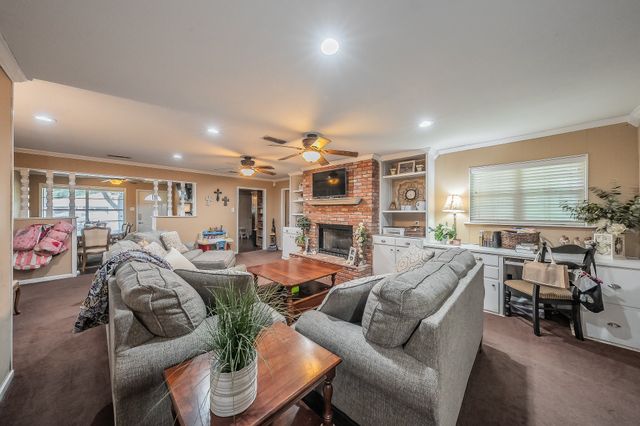 613 N Overlook Drive, Kerens, TX 75144