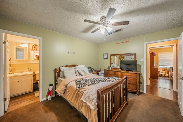 613 N Overlook Drive, Kerens, TX 75144