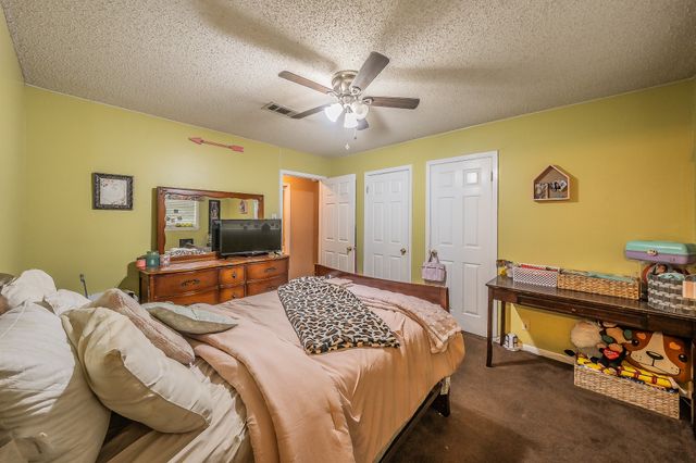 613 N Overlook Drive, Kerens, TX 75144