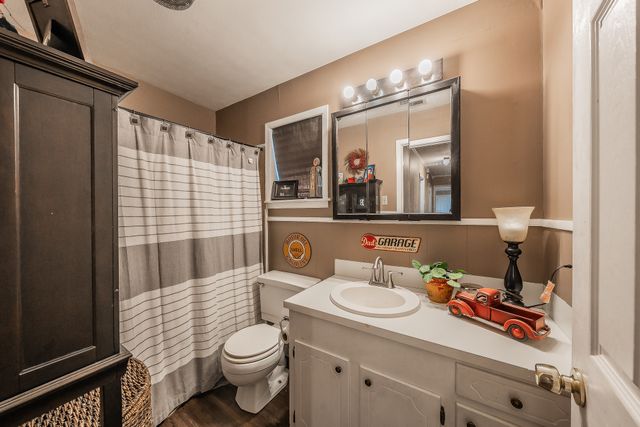 613 N Overlook Drive, Kerens, TX 75144