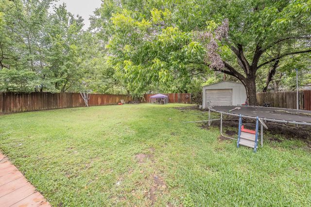 613 N Overlook Drive, Kerens, TX 75144