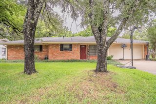 613 N Overlook Drive, Kerens, TX 75144