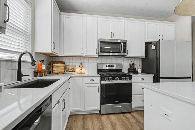 355 Cherry Hills Road, Commercial Point, OH 43116