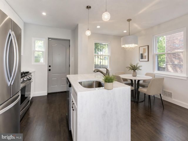 4341 F ST SE, Washington, DC 20019