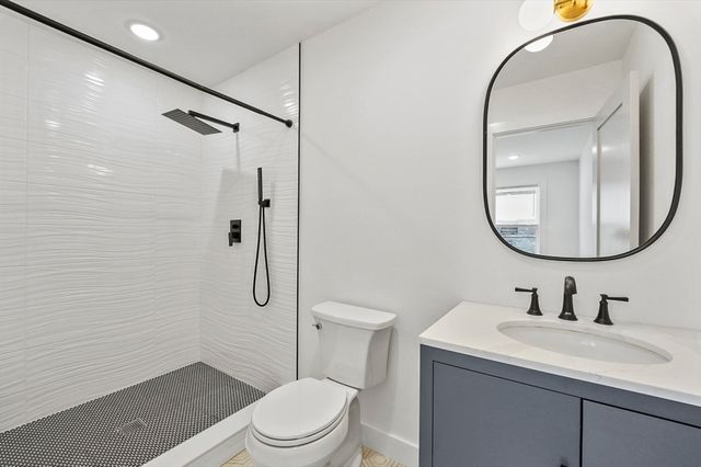 17 Wellington 1, Somerville, MA 02145